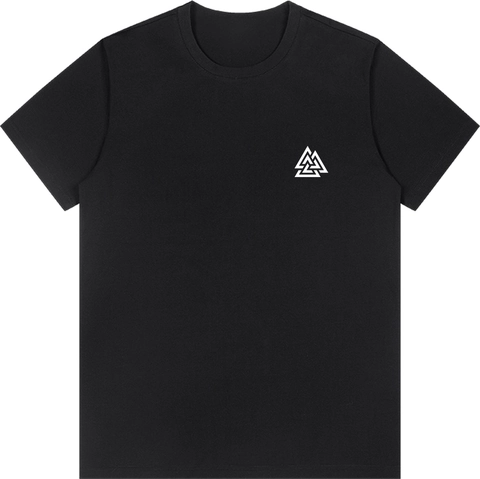 Чорна футболка з білим логотипом